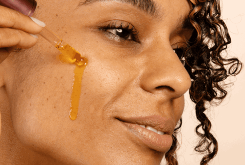 how to highlight with facial oil